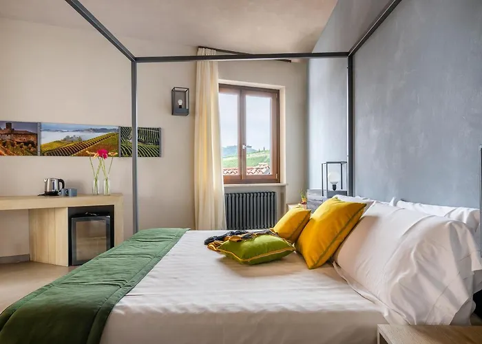 Casacastello 4* Barolo